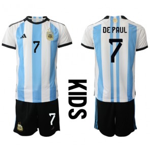 Argentina Rodrigo de Paul #7 Replika Babytøj Hjemmebanesæt Børn VM 2022 Kortærmet (+ Korte bukser)